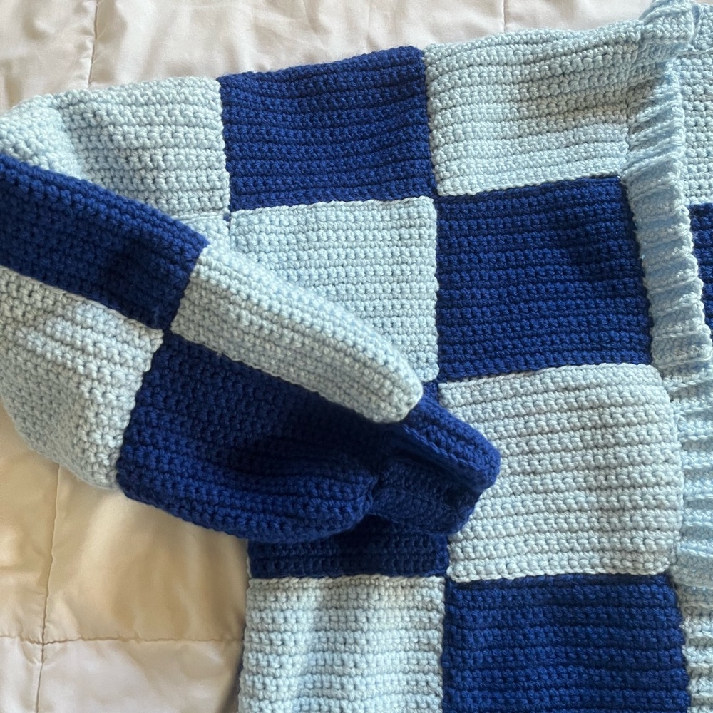 Handmade Crochet Checkered Cardigan M-L - Picture 3 of 9